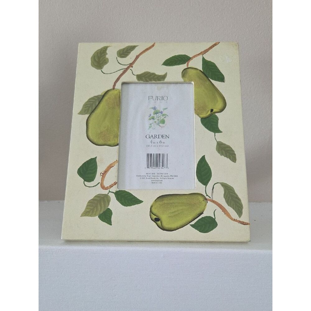Furio Garden Pear Picture Frame - 4x6